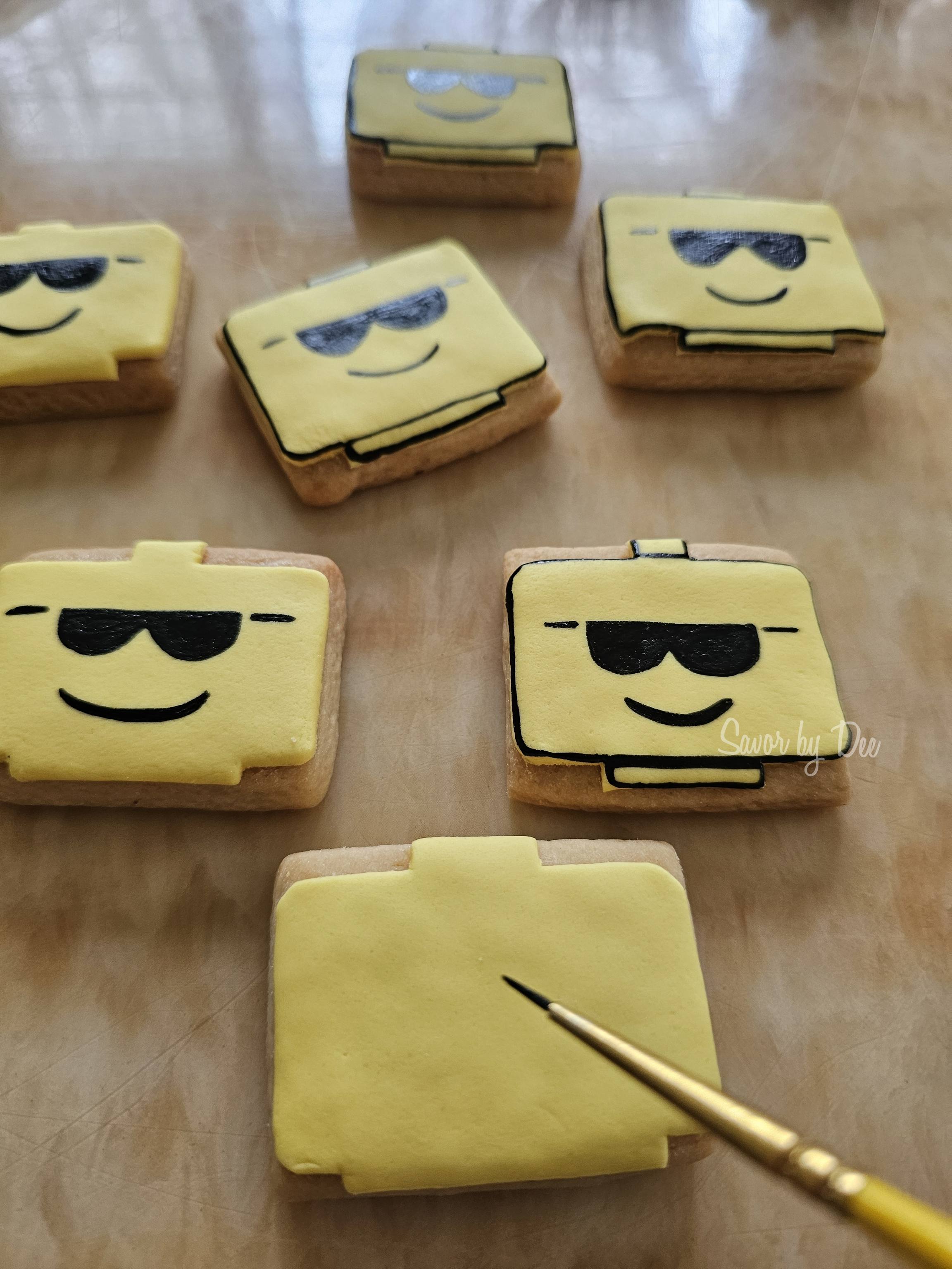 Custom cookies 2